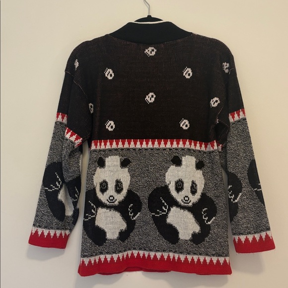 Vintage Bears Crossing Panda Sweater - Picture 4 of 5